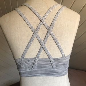Lululemon sports bra medium